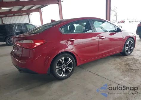 2014 Kia Forte Ex z USA, uszkodzony, nr VIN KNAFX4A82E5083827